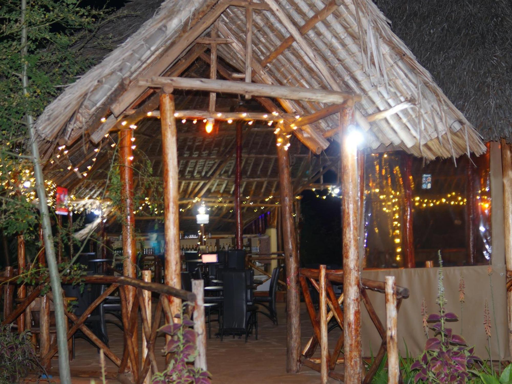 Tausa Tsavo Eco Lodge Voi Bagian luar foto